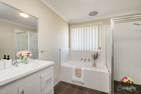 Property photo of 7 McGuire Crescent Bardia NSW 2565