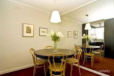 Property photo of 10/19 Robe Street St Kilda VIC 3182
