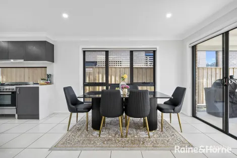 Property photo of 54 Dunstan Drive Bradbury NSW 2560