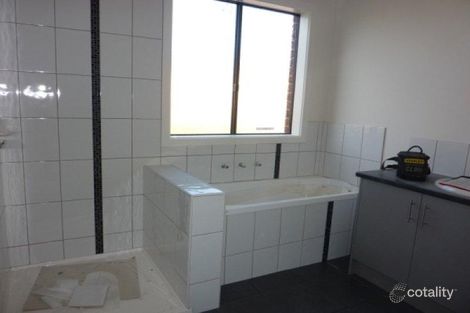Property photo of 26 Dina Retreat Carrum Downs VIC 3201