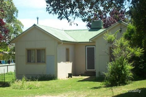 15 William St, Young, NSW 2594