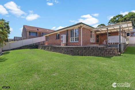 Property photo of 37 Robinia Grove Garden Suburb NSW 2289