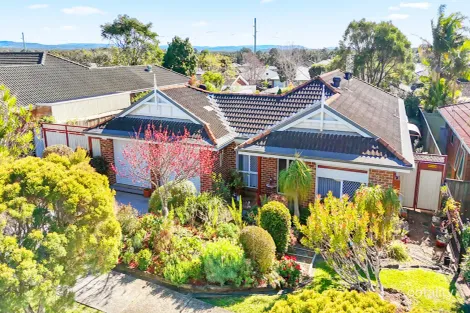 Property photo of 23 Plane Tree Circuit Woongarrah NSW 2259