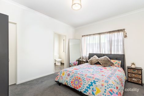 Property photo of 12 Napier Place Warrnambool VIC 3280