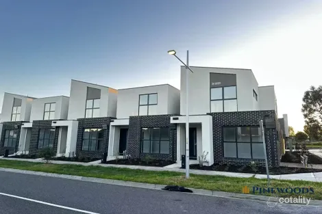 3a Timbarra Pkwy, Wollert, VIC 3750