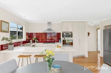 Property photo of 48 Fairview Drive Kingston TAS 7050