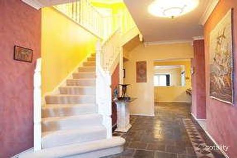 Property photo of 4 Dahlia Court Narre Warren South VIC 3805