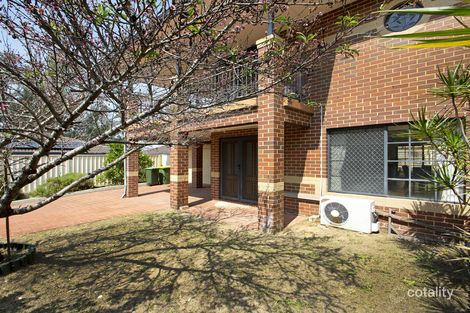 Property photo of 2/13 Hardy Road Bassendean WA 6054