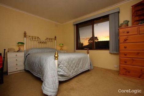 Property photo of 3 Bunurong Place Cranbourne VIC 3977