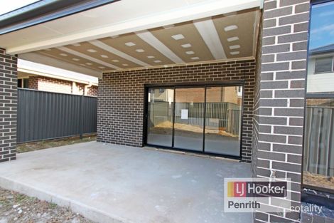 Property photo of 38 Flagship Ridge Jordan Springs NSW 2747