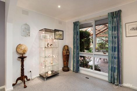 Property photo of 15 Willow Court Kilsyth VIC 3137