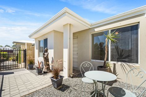 Property photo of 9 Nivea Lane Beeliar WA 6164