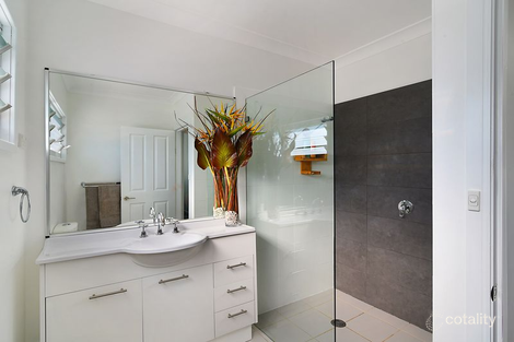 Property photo of 51 Soldiers Point Drive Norah Head NSW 2263