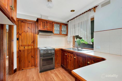 Property photo of 6 Erlunga Court Pooraka SA 5095