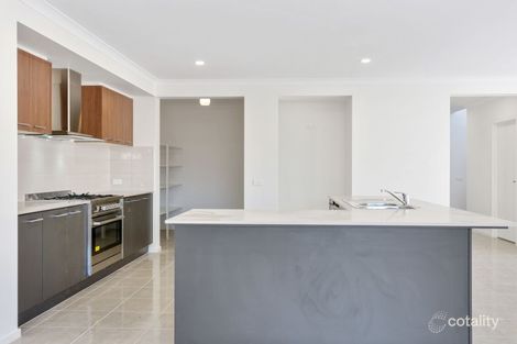 Property photo of 47 Squadron Road Point Cook VIC 3030