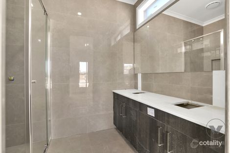 Property photo of 16 Dollarbird Drive Deanside VIC 3336