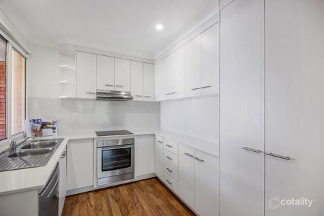 Property photo of 4/94 Cavendish Road Coorparoo QLD 4151