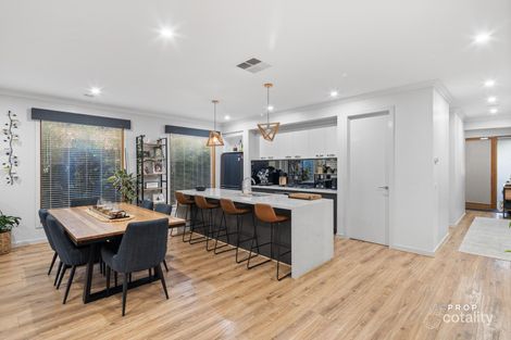 Property photo of 7 Billeroy Way Werribee VIC 3030