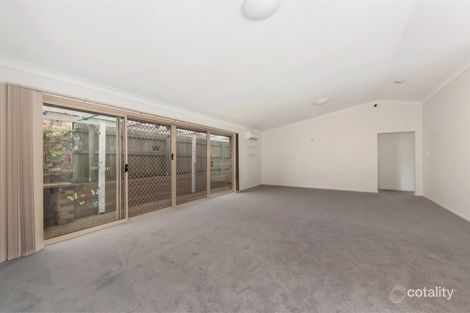 Property photo of 4 Summerhill Place Forest Lake QLD 4078