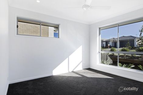 Property photo of 86 Chambers Ridge Boulevard Park Ridge QLD 4125