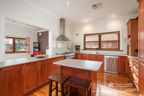 Property photo of 13 Mair Street Turvey Park NSW 2650
