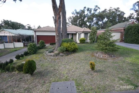 32 Manifold Ct, Croydon South, VIC 3136