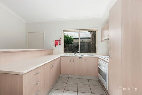 Property photo of 4 Summerhill Place Forest Lake QLD 4078