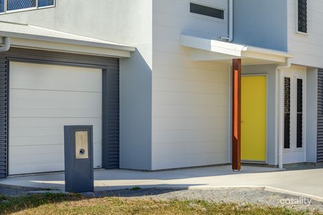 26 Hill Cres, West Gladstone, QLD 4680