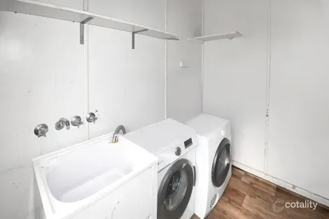 Property photo of 6 Park Crescent Narrabri NSW 2390