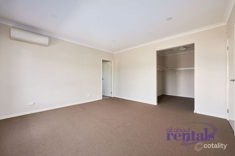 Property photo of 3 Callistemon Street Officer VIC 3809