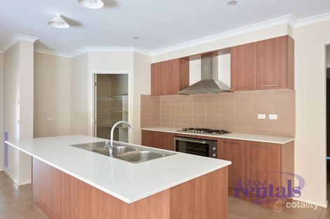 Property photo of 3 Callistemon Street Officer VIC 3809