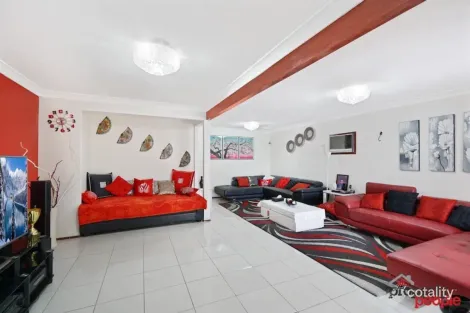 Property photo of 20 Mistletoe Avenue Macquarie Fields NSW 2564