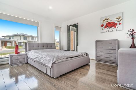 Property photo of 8 Kenora Way Mickleham VIC 3064