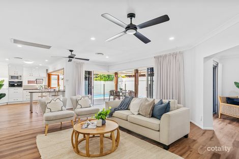 21 Lionheart Cres, Newport, QLD 4020