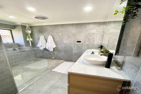 Property photo of 4/61 Bayview Street Runaway Bay QLD 4216