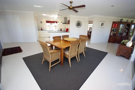 Property photo of 2 Castaway Close Bargara QLD 4670