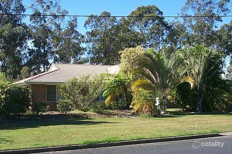 19 Drapers Rd, Eatons Hill, QLD 4037