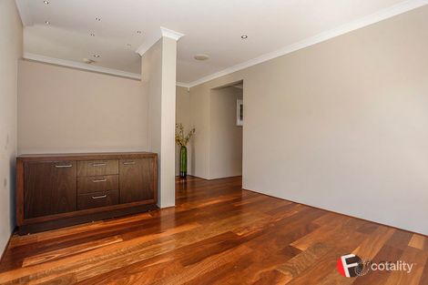 Property photo of 5 Nankeen Circle Tapping WA 6065