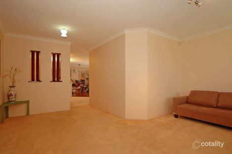 Property photo of 18 Penlea Glade Kiara WA 6054