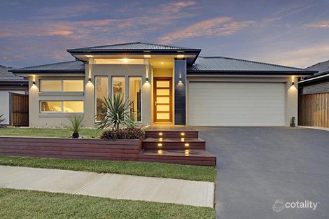 Property photo of 18 Greystanes Way Carnes Hill NSW 2171
