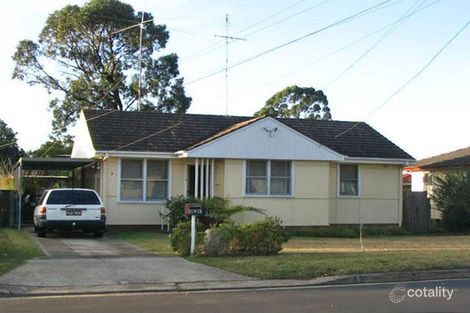 9 Barlow Cres, Canley Heights, NSW 2166