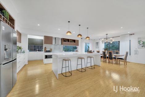 Property photo of 19 Barley Crescent Clyde North VIC 3978