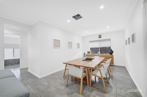 Property photo of 16 Timbarra Chase Cobblebank VIC 3338