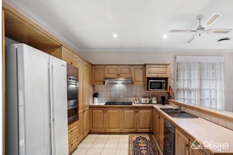 Property photo of 311 Gallaghers Road Glen Waverley VIC 3150