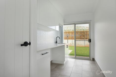 Property photo of 12 Darlobah Street Highfields QLD 4352