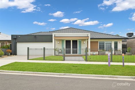 16 Timbarra Ch, Cobblebank, VIC 3338