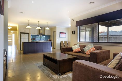 Property photo of 11 Lyndhurst Boulevard Lyndhurst VIC 3975