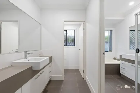 Property photo of 6 Thornton Court Coomera QLD 4209