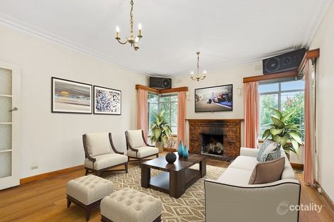 Property photo of 118 Woodhouse Grove Box Hill North VIC 3129