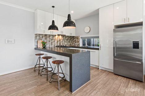 Property photo of 32 Barkly Street Hughesdale VIC 3166